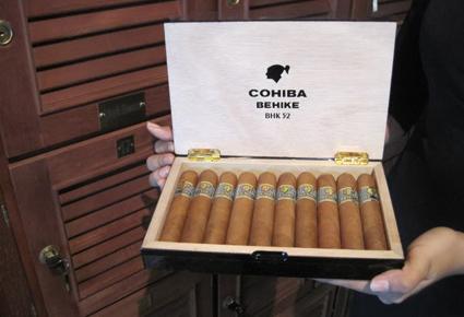 Cohiba Behake أغلى سيجار في العالم