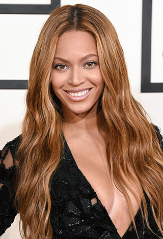 أبرز 10 فنانين يتقاضون أجوراً مرتفعةً في لاس فيغاس