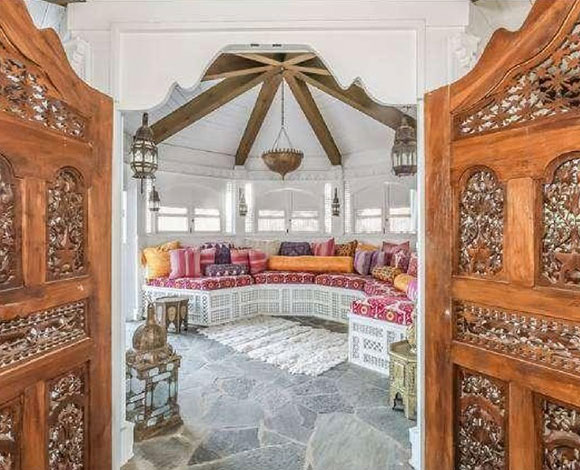 ماريا كاري ونيك كانون يعرضان قصرهما للبيع بـ 13 مليون دولار