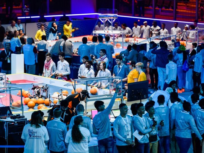 انطلاق تحدي فيرست "جلوبال العالمي للروبوتات" في دبي