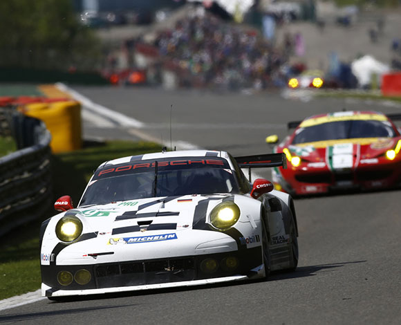 بورشه "919 هايبريد" تحلّ في المركز الرابع و"911 آر إس آر" تنتزع المركز الثاني بعد هجوم كاسح