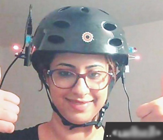 سعودية تخترع خوذة لقائدي الدراجات .. فيديو