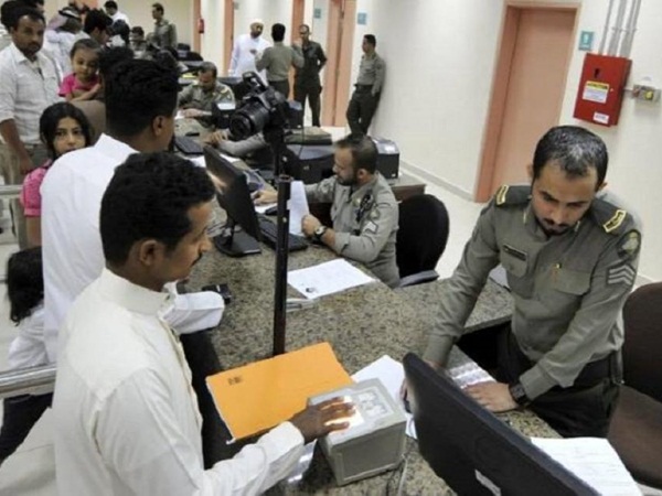 بالفيديو .. تعرف على كيفية حصول الأجنبي على إقامة كاملة بالمملكة