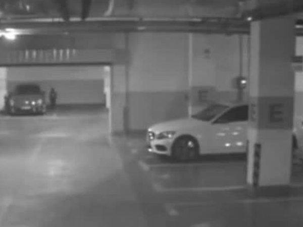 كيف قاد طفل هذه السيارة ... فيديو