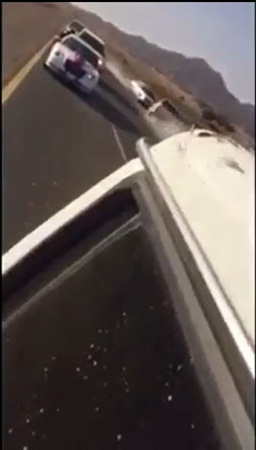 بدلًا من تصوير زفة العرس .. صور هذا الحادث