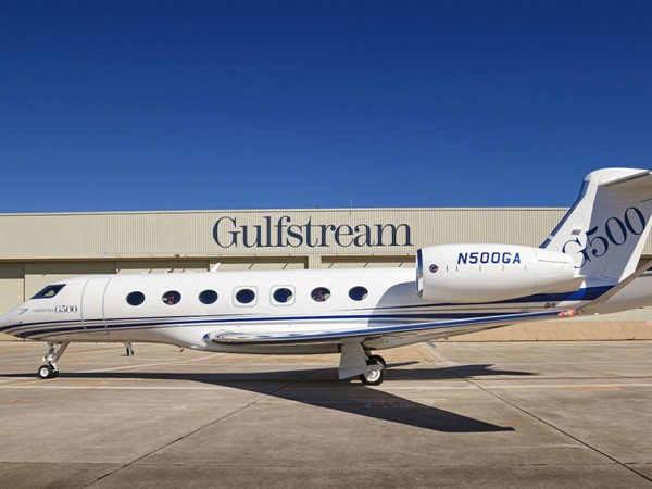 شاهد طائرة غولف ستريم الخاصة الجديدة