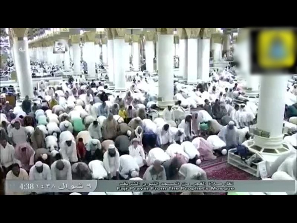 بالفيديو .. ارتباك بين المصلين في الحرم المكي