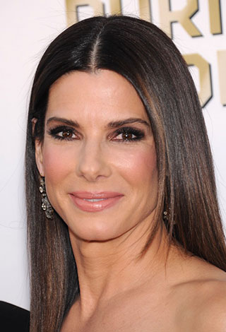 10 نجوم استطاعوا تحدي آثار الزمن وما يزالون محتفظين بشبابهم