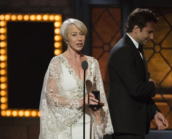 إليك بالصور أبرز مشاهد حفل " Tony Awards" للفنون المسرحية