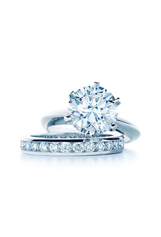 في عيده الـ130 ... اليك قصة خاتم Tiffany Setting الأيقوني