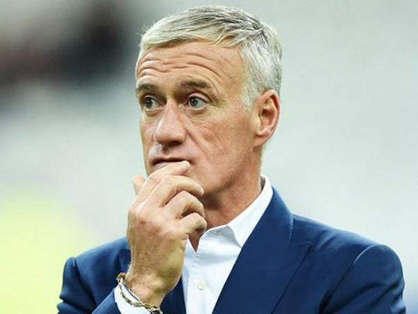 أشهر 14 لاعب كرة قدم أصبحوا مدربين محترفين