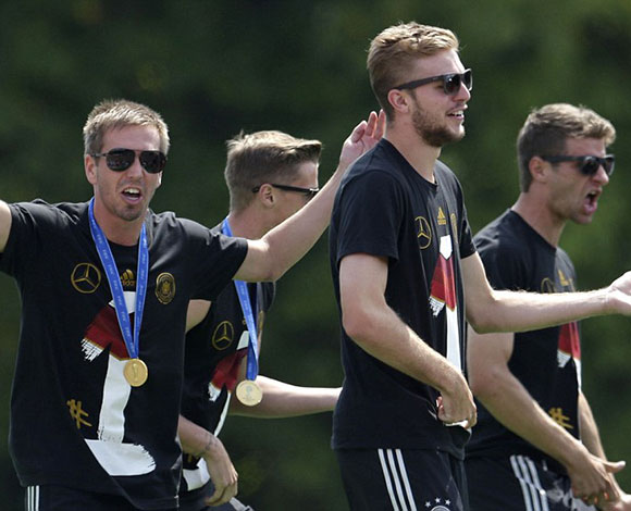 ألمانيا تحتفل بفوزها بكأس العالم 2014 وسط الحشود في برلين