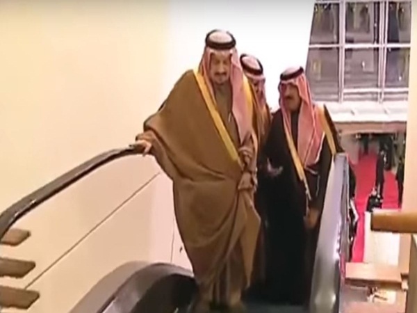 الصور الأولى للأمير متعب بن عبد الله بعد الريتز كارلتون