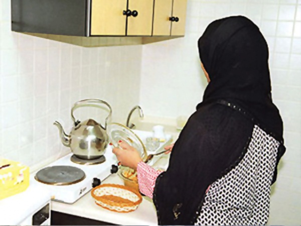 الموافقة على استقدام عمالة منزلية للسعودية