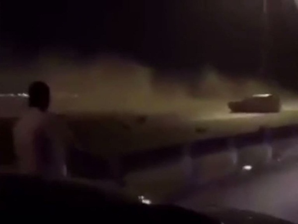 بالفيديو .. مفحط يتسبب في كارثة على طريق بالرياض