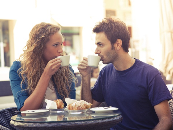 مالذي تلاحظه المراة في الرجل أولًا