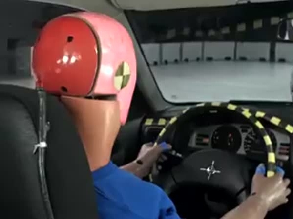 شاهد الفرق بين سيارات الدول الأولى والدول النامية في هذا الفيديو