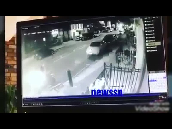 شاهد .. العصابة التي تستهدف الخليجيين في لندن تسرق سائح في الشارع