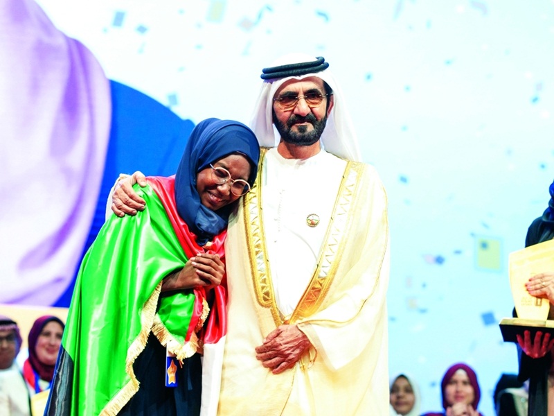 محمد بن راشد يعلن أرقاماً قياسية للمشاركين في الدورة الخامسة من تحدي القراءة العربي