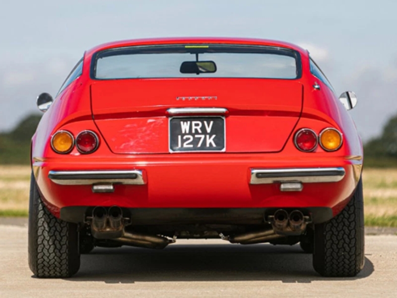 بالصور..طرح سيارة السير ألتون جون للبيع بهذا المبلغ