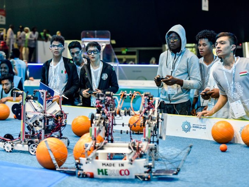 انطلاق تحدي فيرست "جلوبال العالمي للروبوتات" في دبي