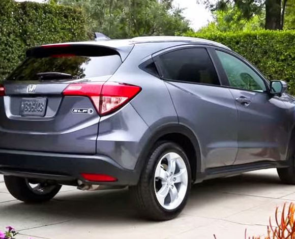 أول سيارة "سيلفي" في العالم