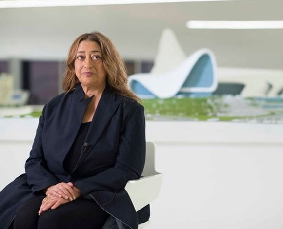 ألق نظرة على أهم انجازات المهندسة العالمية "زها حديد" في حياتها