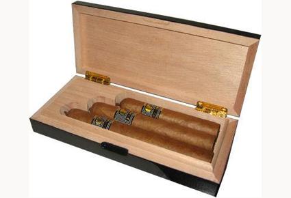 Cohiba Behake أغلى سيجار في العالم