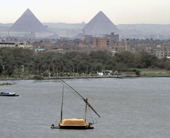 صور نادرة لأهرامات الجيزة