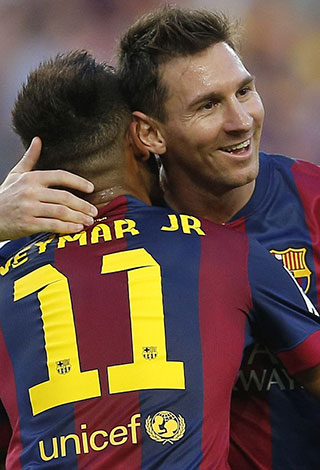 برشلونة يفوز على غرناطة ويعود لصدارة الترتيب