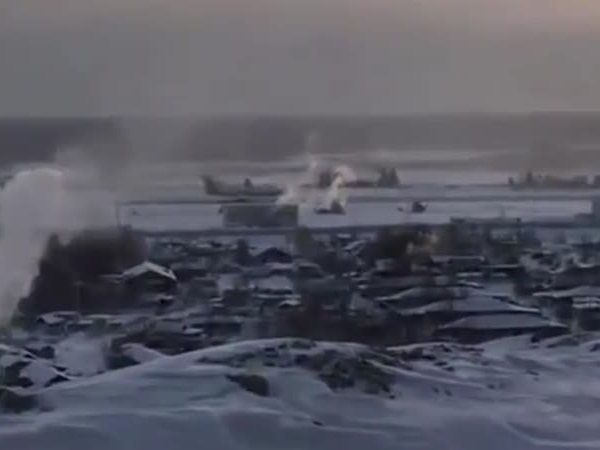 شاهد هبوط بطولي بالطائرة بعد انفجار محركها