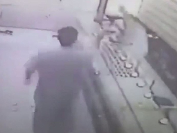 الشرطة تقبض على المتهم في إطلاق النار داخل محل بيع المجوهرات .. فيديو
