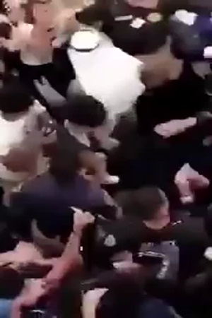 دايلر يتسبب في زحام شديد وحضور الشرطة .. فيديو