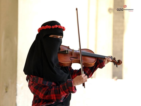 صور لفتاة منتقبة تثير أزمة على الفيس بوك