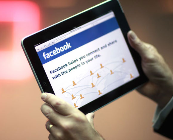 من هم أكثر 10 معلنين على "فايسبوك"؟  