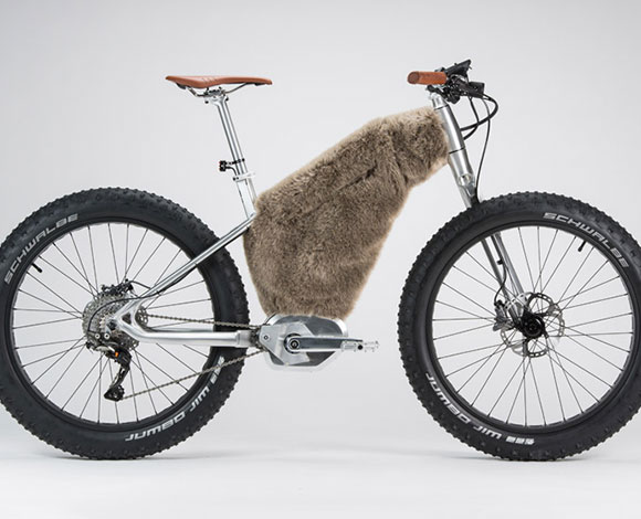 فيليب ستارك يطلق تشكيلة دراجات كهربائية جديدة