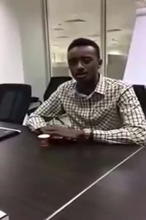 شاهد بالفيديو .. اختراع إشارة مرور ذكية للحد من مشكلة الانتظار قبل التوقف