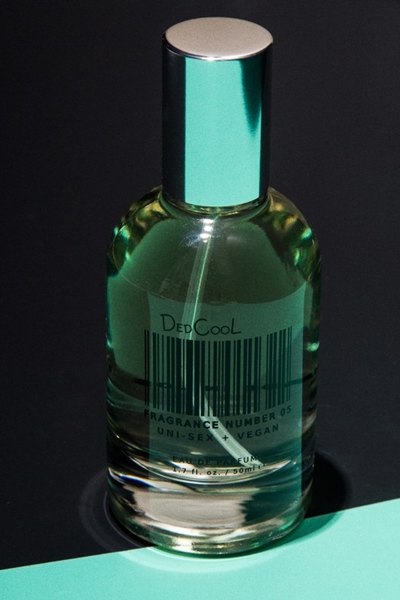 أبرز العطور الرجالية لهذا الشتاء... أي عطر هو المفضل لديك؟