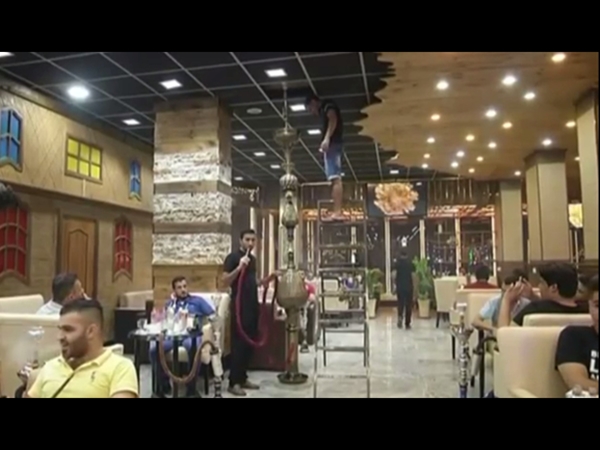 شاهد العراق تستعد لدخول موسوعة جينيس بأطول شيشة في العالم