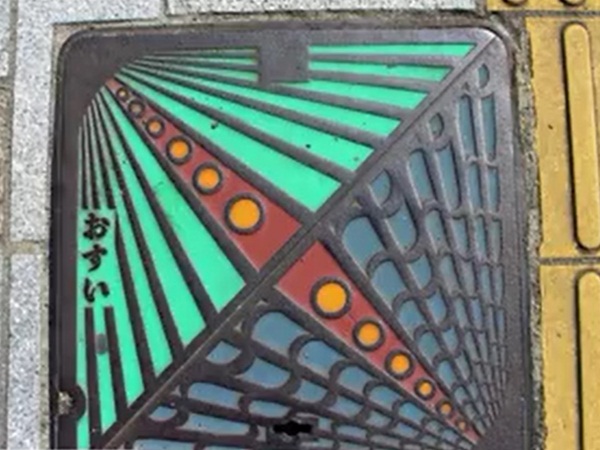 تعرف على هذه الطريقة التي تجتاح أوروبا للرسم على الملابس