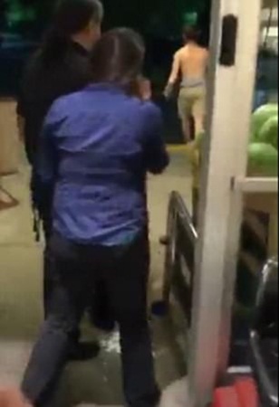 بالفيديو .. محاولة سرقة خرقاء .. كيف انتهت