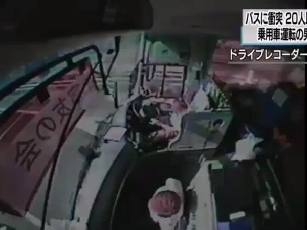 فيديو مرعب .. حادث لا يصدق في شوارع اليابان