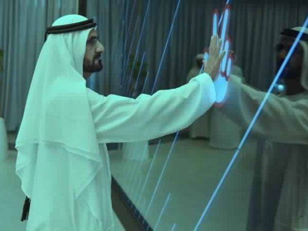 الإمارات تغتال البيروقراطية وتستبدلها بالذكاء الإصطناعي