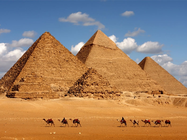 لا يقع أكبر هرم في العالم في مصر!