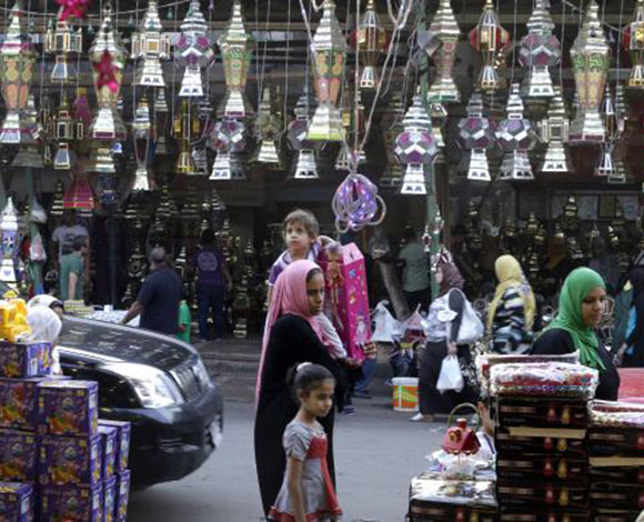 هكذا استقبل المسلمون حول العالم الشهر الفضيل 