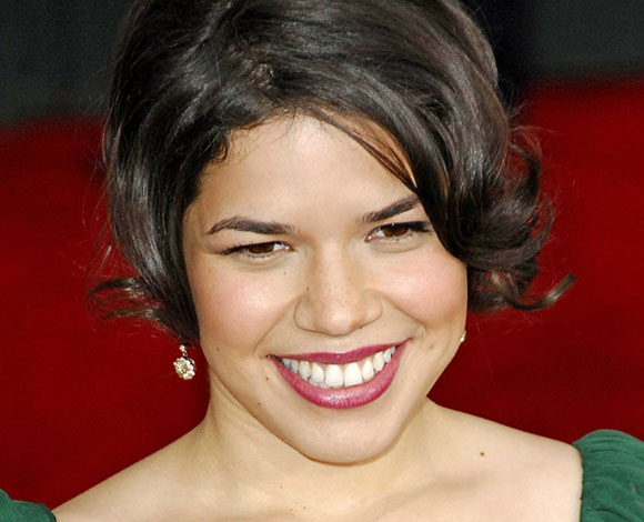 تعرف الى أشهر النجوم الذي قاموا بالتأمين على أعضاء في أجسامهم