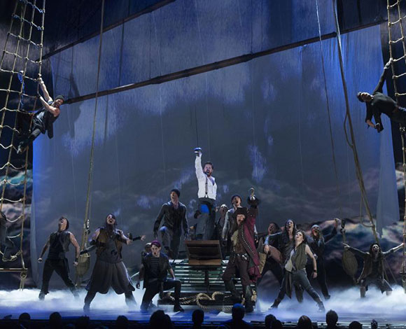 إليك بالصور أبرز مشاهد حفل " Tony Awards" للفنون المسرحية