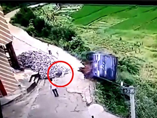 أنقذ حياته في اللحظة الأخيرة قبل موته المحقق