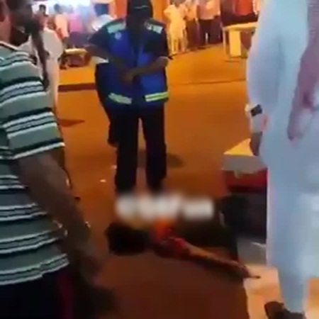 مقتل سعودي على يد بحريني في المنامة .. فيديو