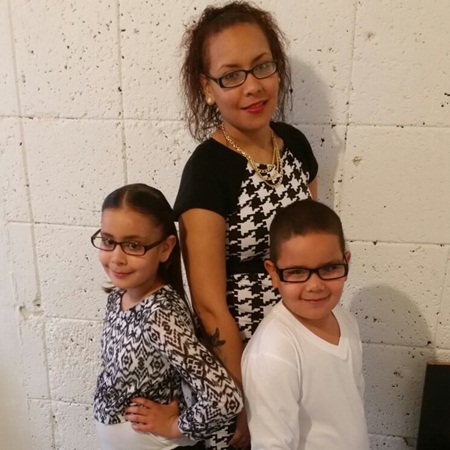 أم شجاعة تفدي طفليها بحياتها